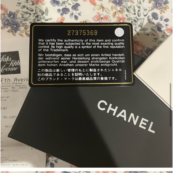 Chanel O coin purse - Picture 9 of 11